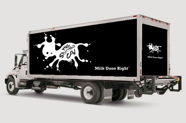  Дизайн упаковки молока Spotted Cow